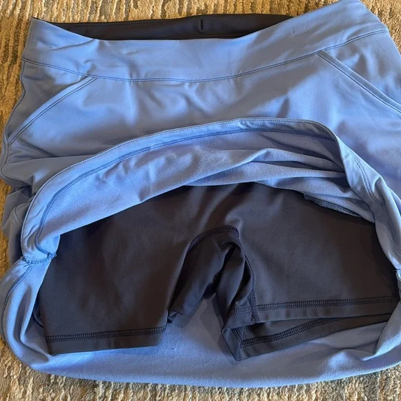 Peter Millar Alice Petal Hem Golf Skort in Cottage Blue - Size L - Picture 10 of 12